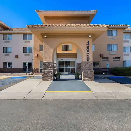 Comfort Inn & Suites Near Kino Sports Complex